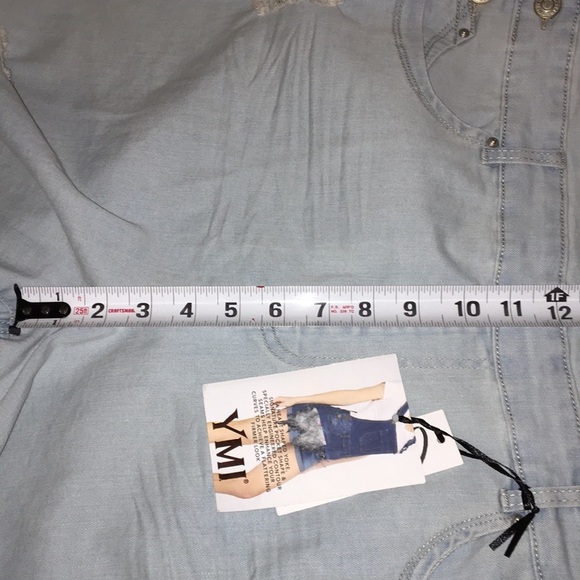 NWT YMI Curvy Fit Shortalls Light Wash Distressed - Picture 13 of 14